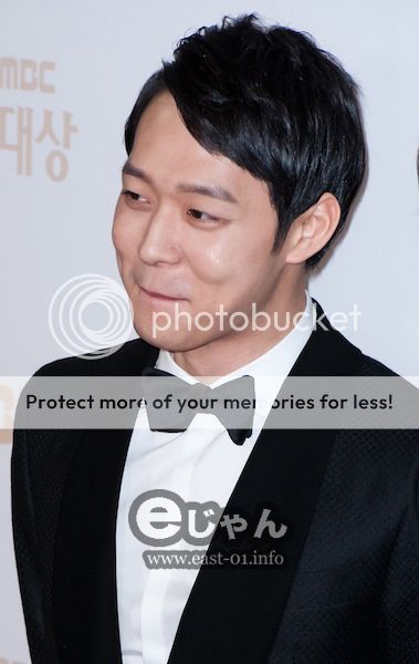 [30.12.12][Pics] Yoochun - MBC Drama Awards  CSY_5226_zps4c44370c